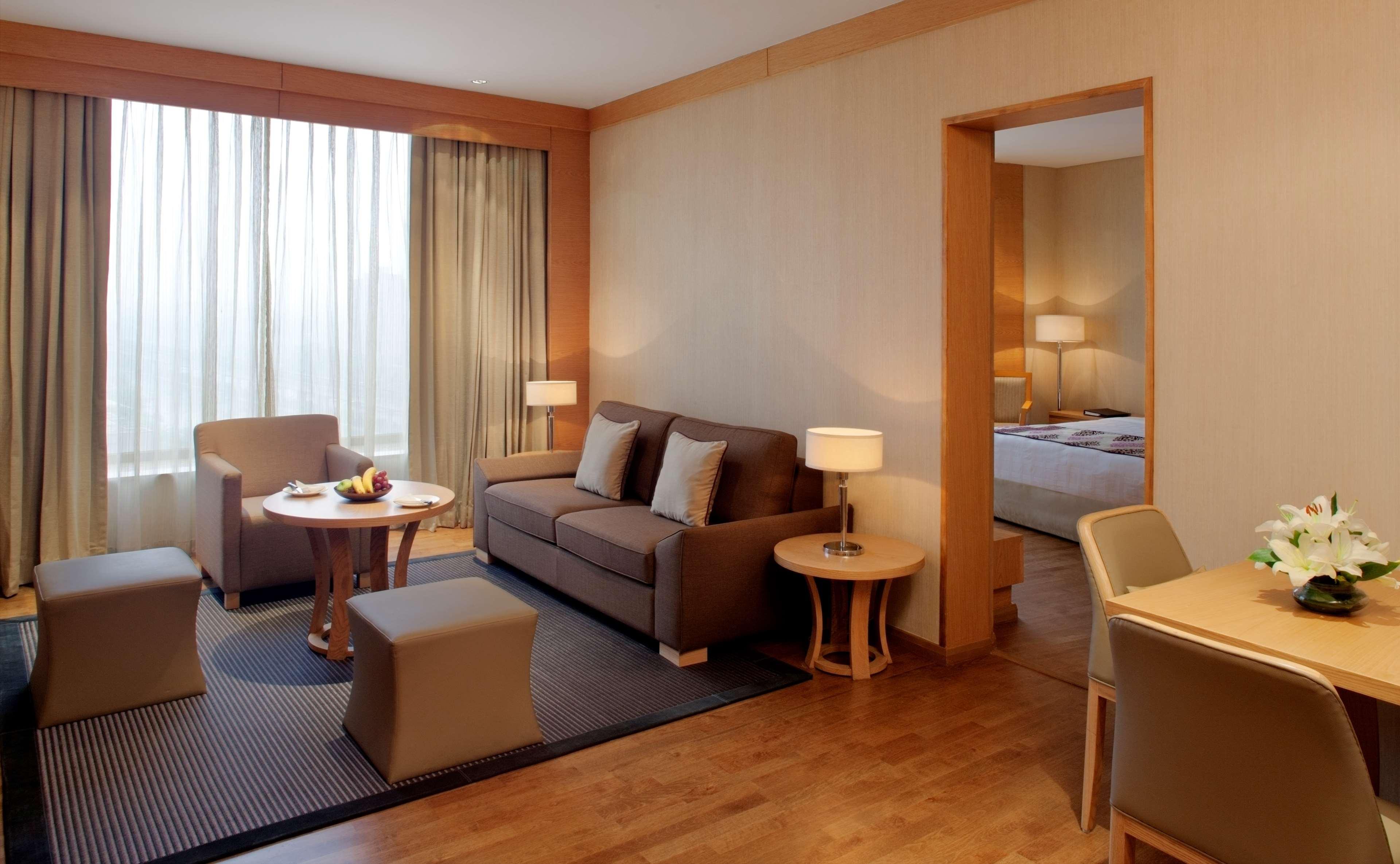 Radisson Blu Hotel New Delhi Dwarka Zimmer foto