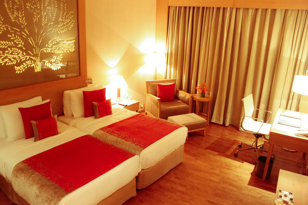 Radisson Blu Hotel New Delhi Dwarka Zimmer foto A room at the Taj Bengal